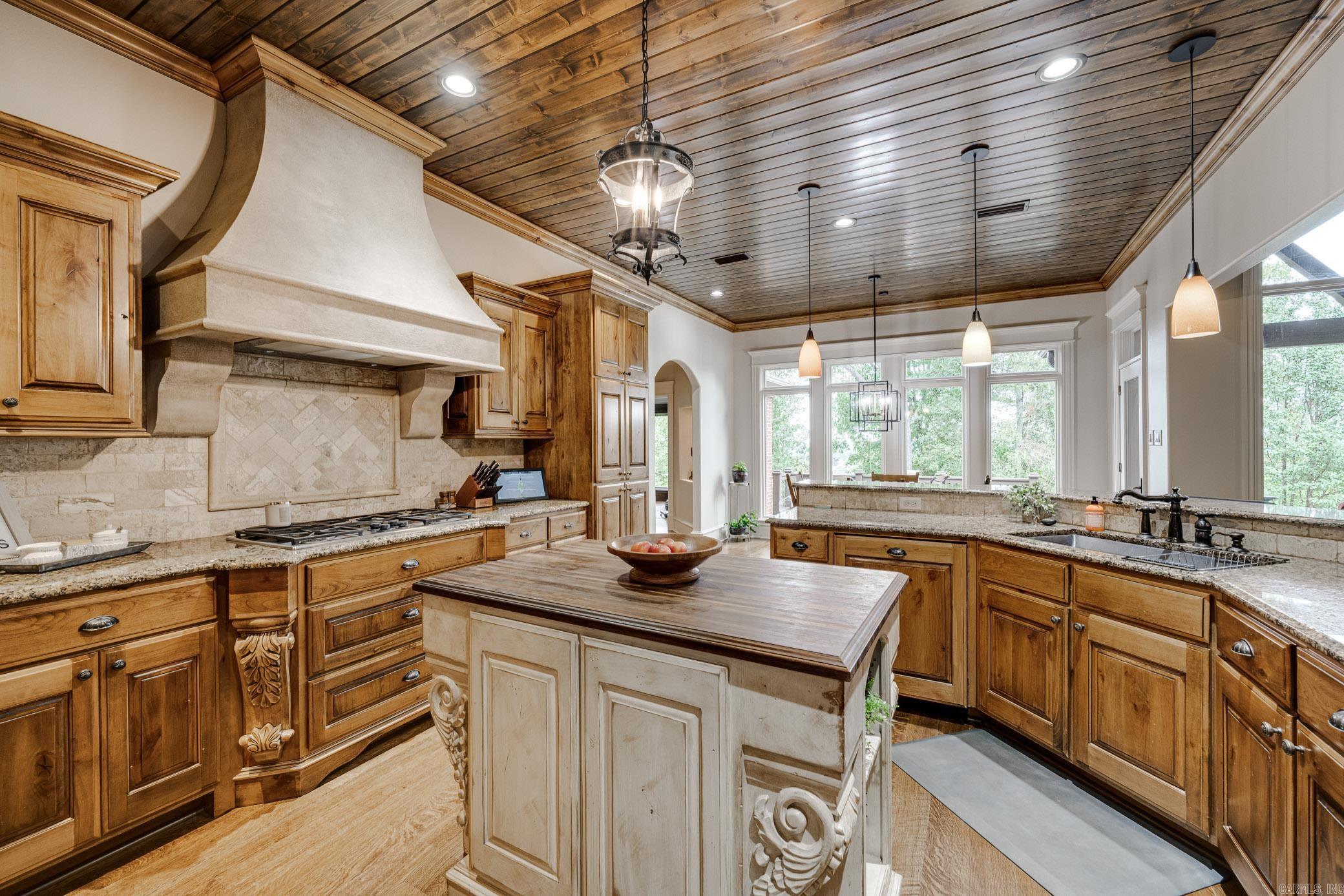 BLACKBERRY RIDGE - Residential