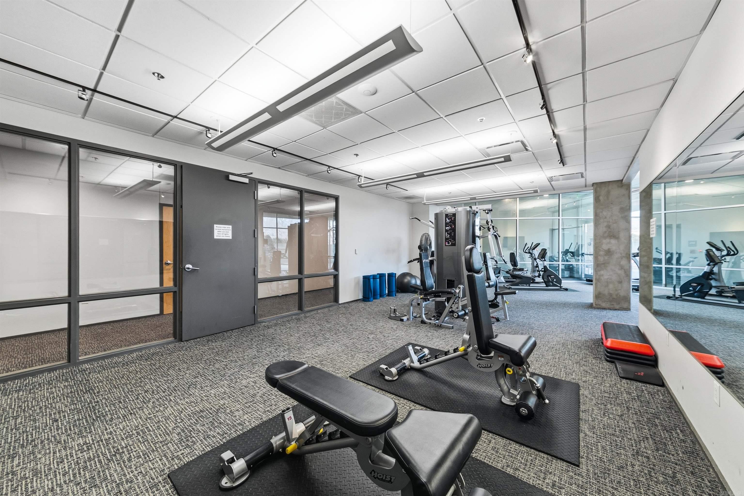 300 THIRD HPR - Residential