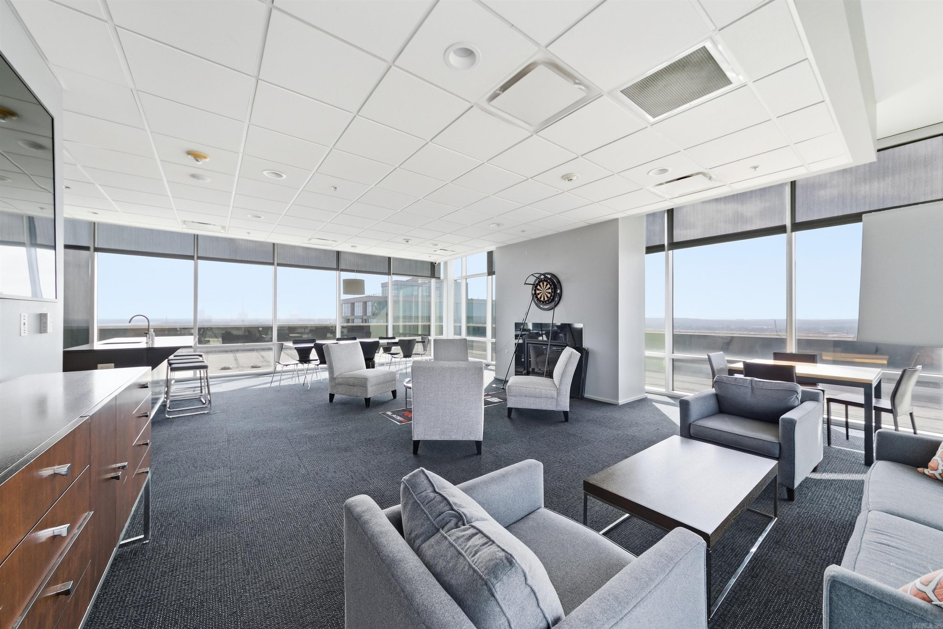 300 THIRD HPR - Residential