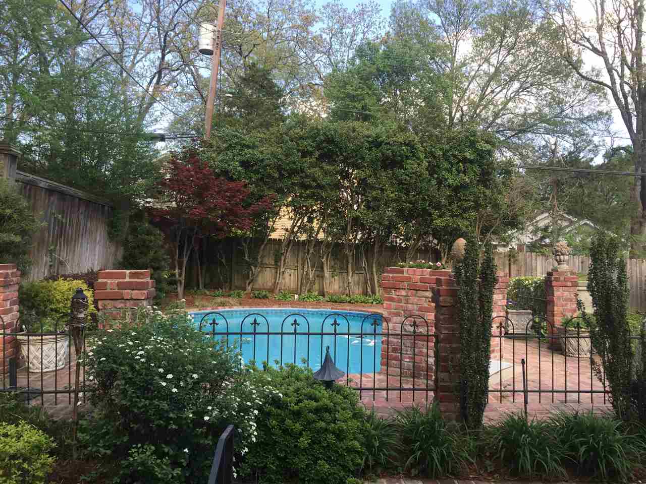 Elmurst - Residential