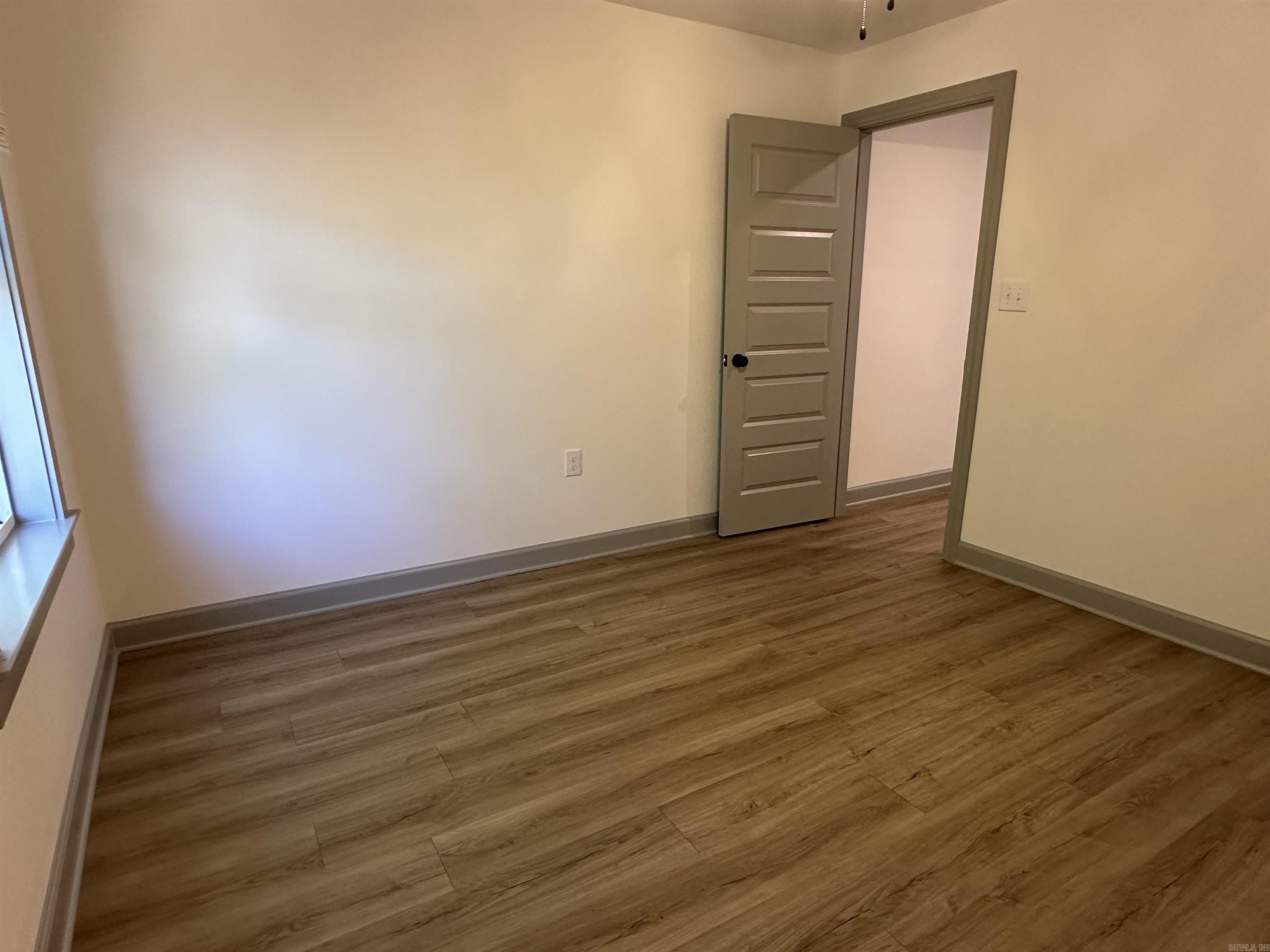 nil - Residential Lease