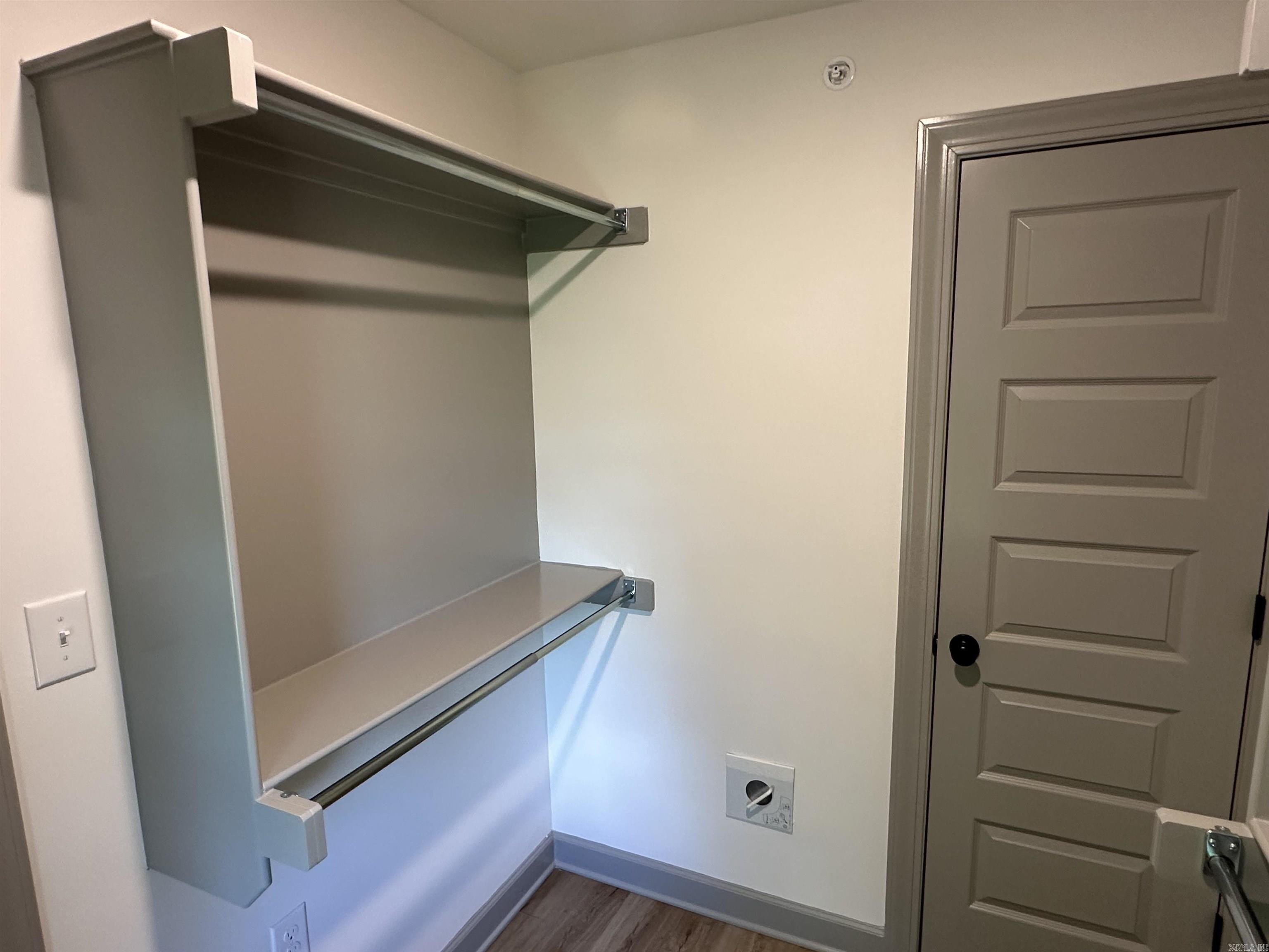 nil - Residential Lease