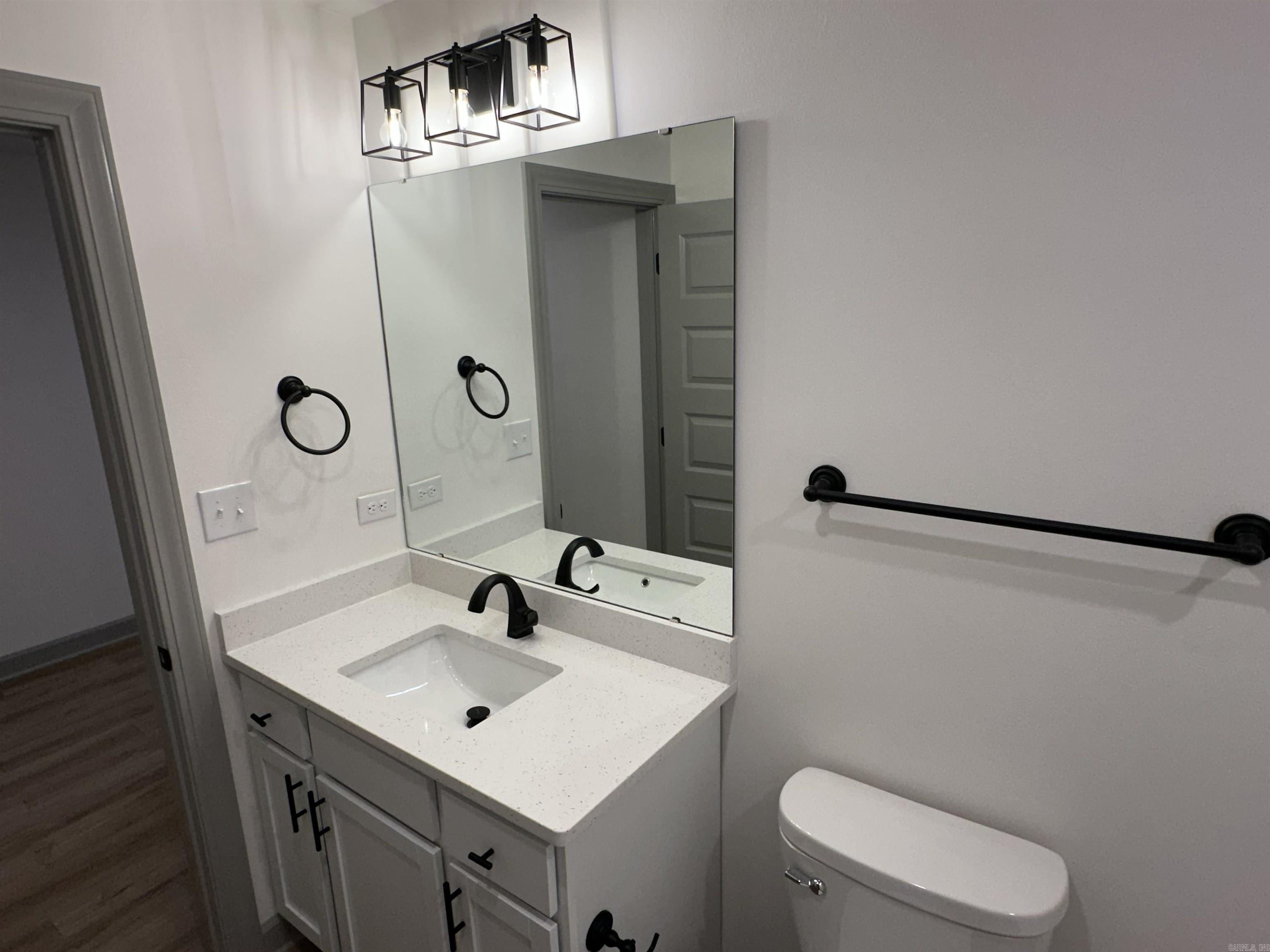 nil - Residential Lease