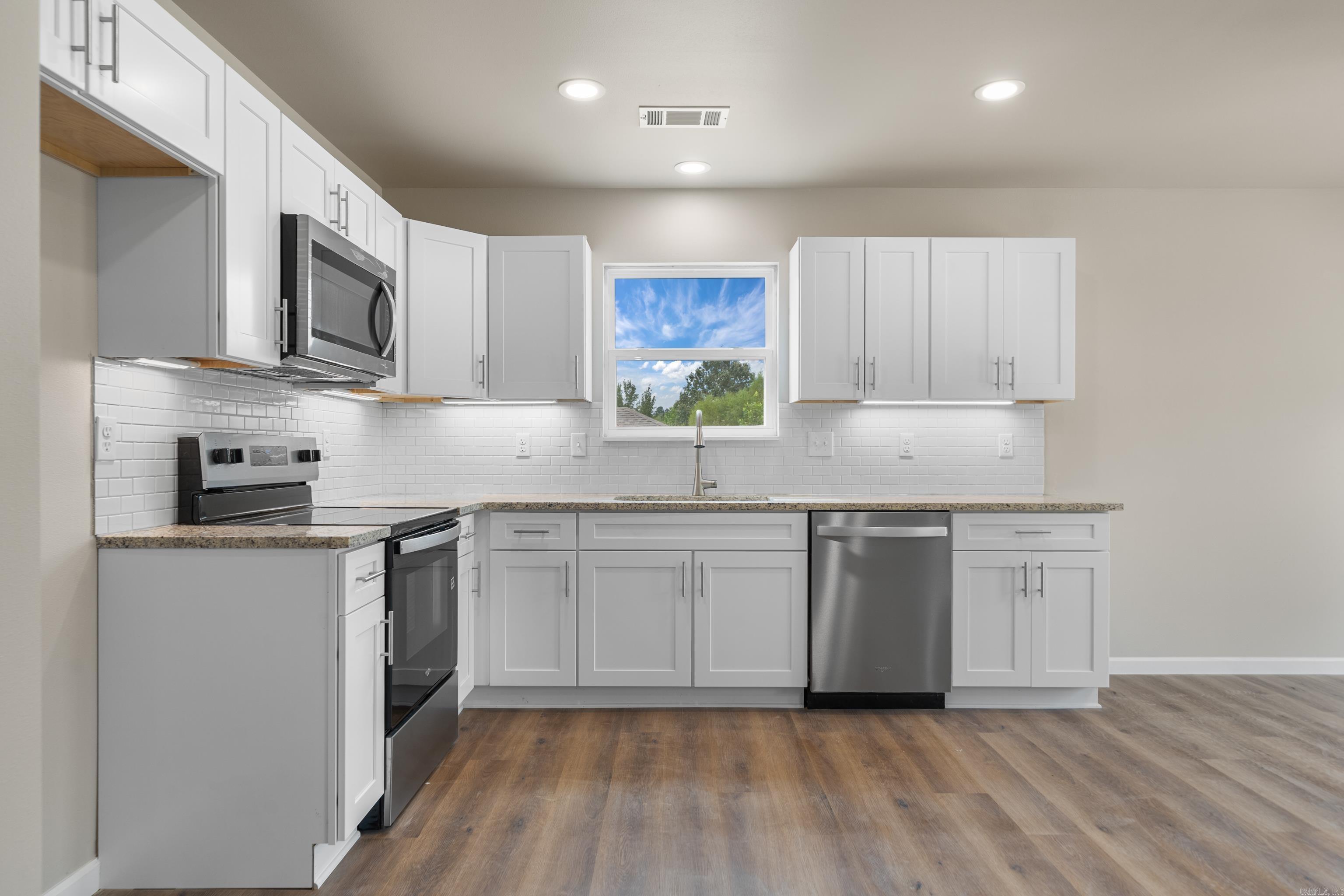 Lake Town - Residential