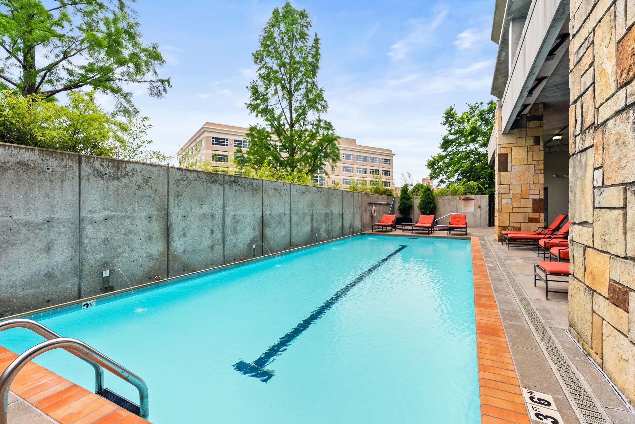 300 THIRD HPR - Residential