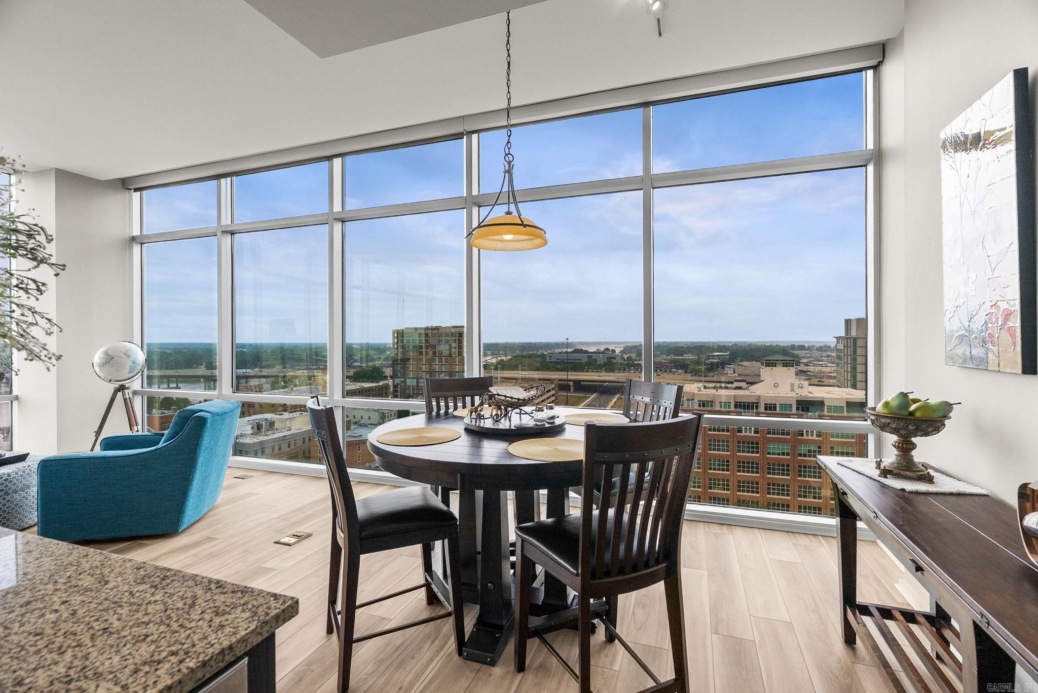 300 THIRD HPR - Residential