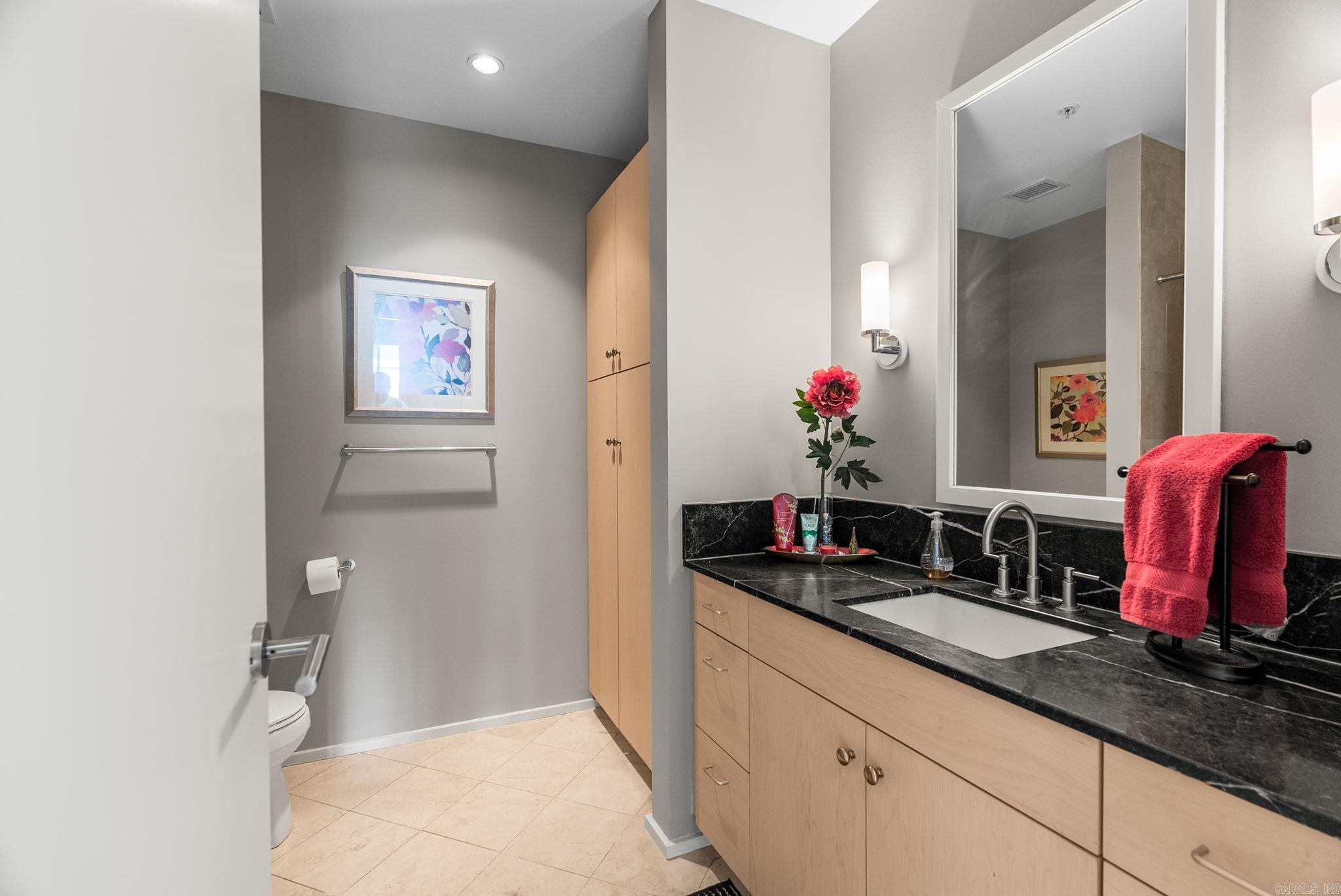 300 THIRD HPR - Residential