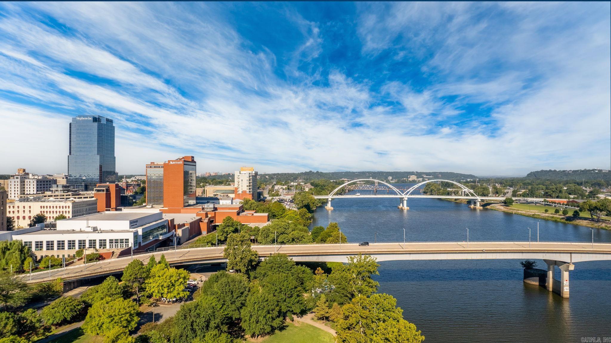 300 THIRD HPR - Residential