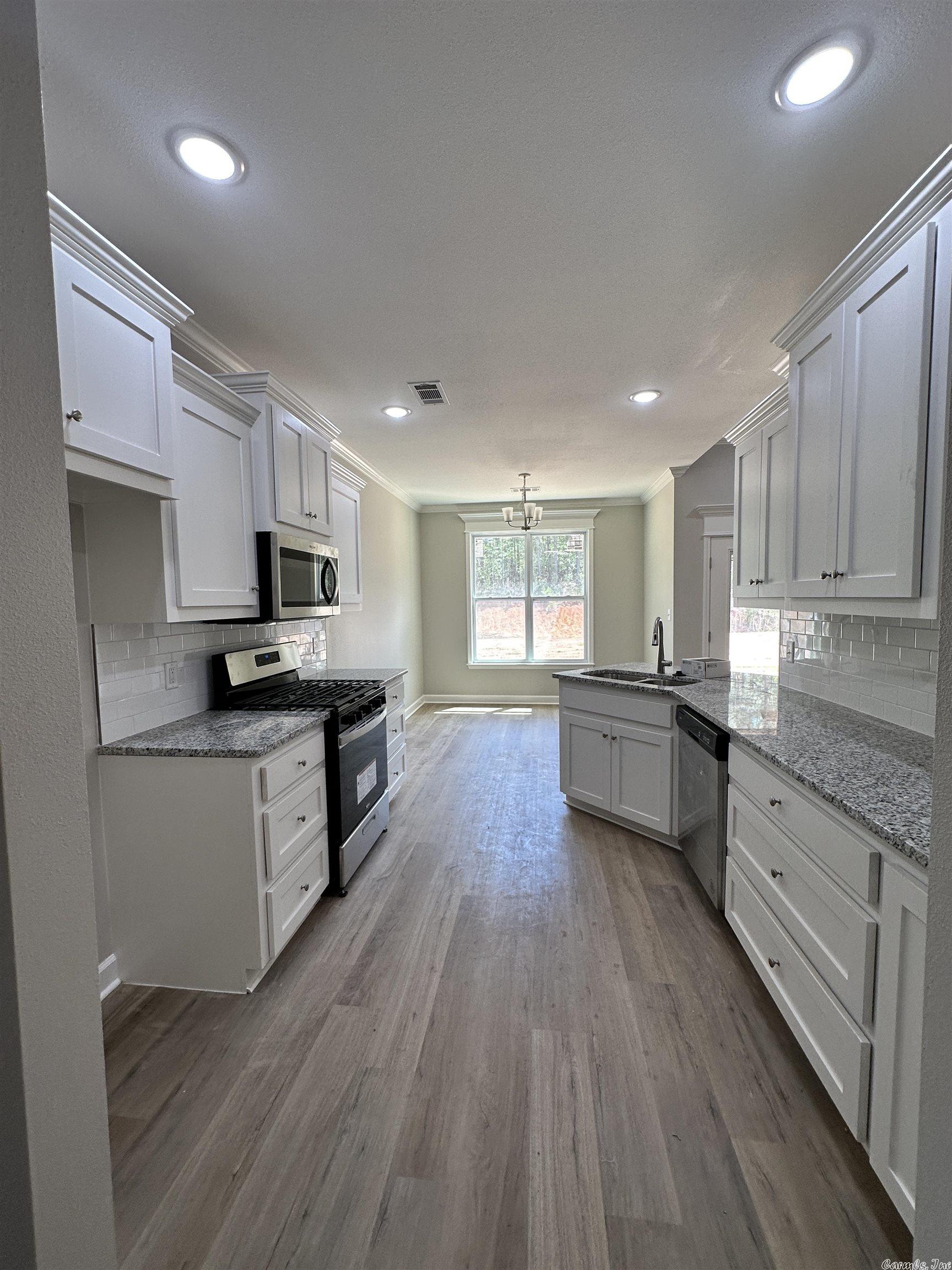 THE MEADOWS - Residential