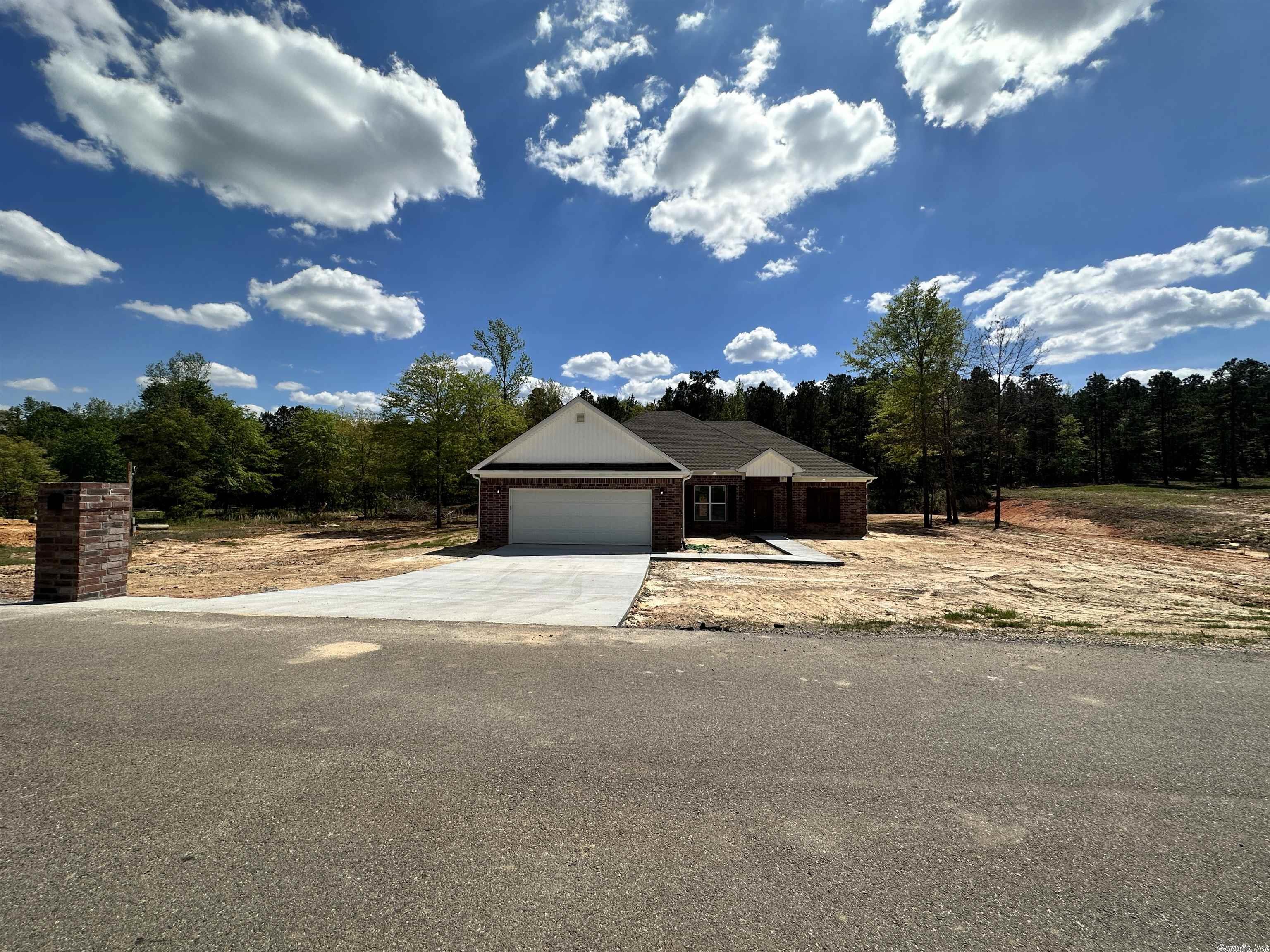 THE MEADOWS - Residential