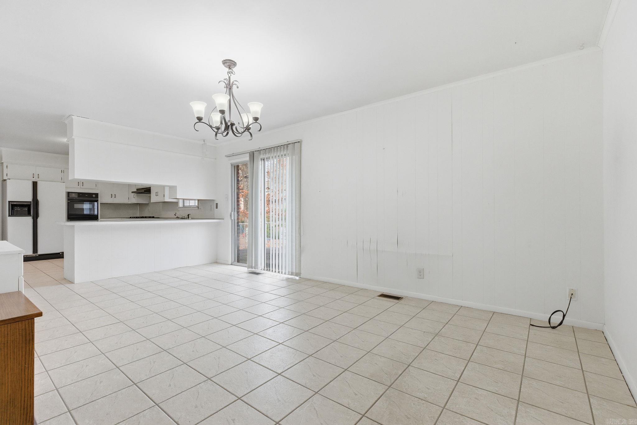 LAKEWOOD - Residential