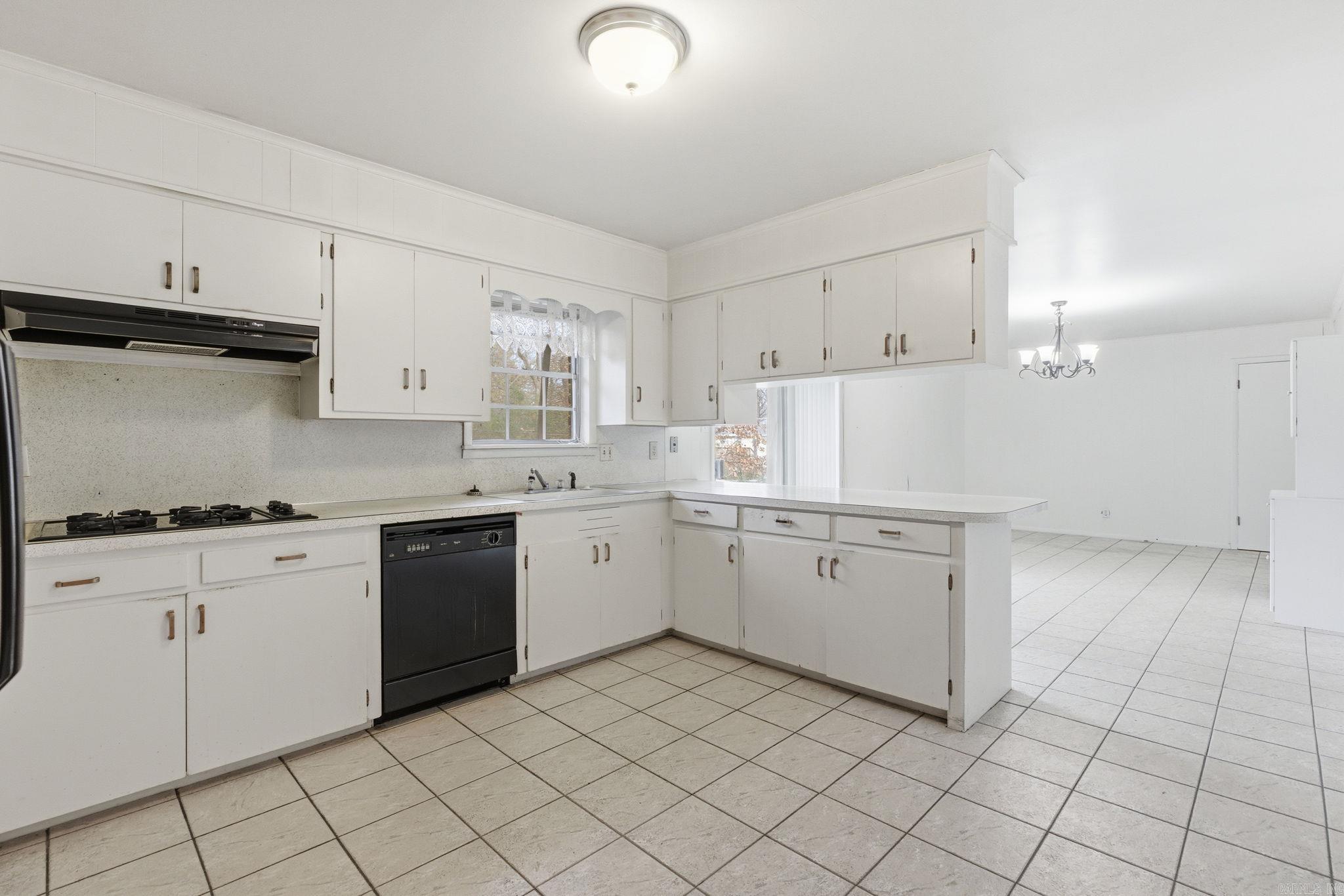 LAKEWOOD - Residential