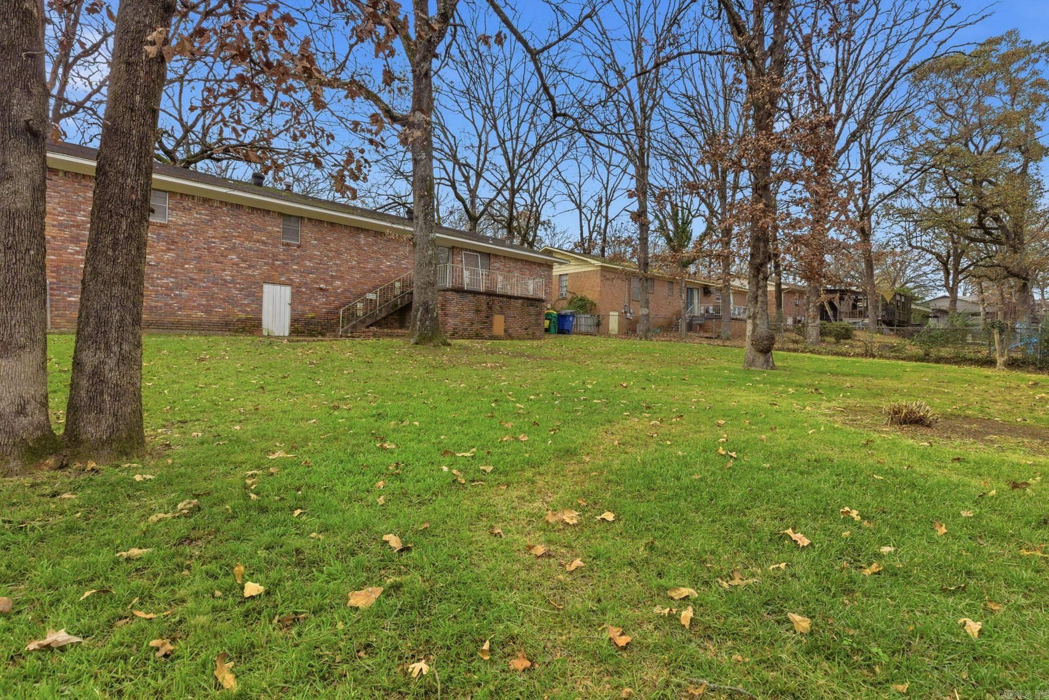 LAKEWOOD - Residential