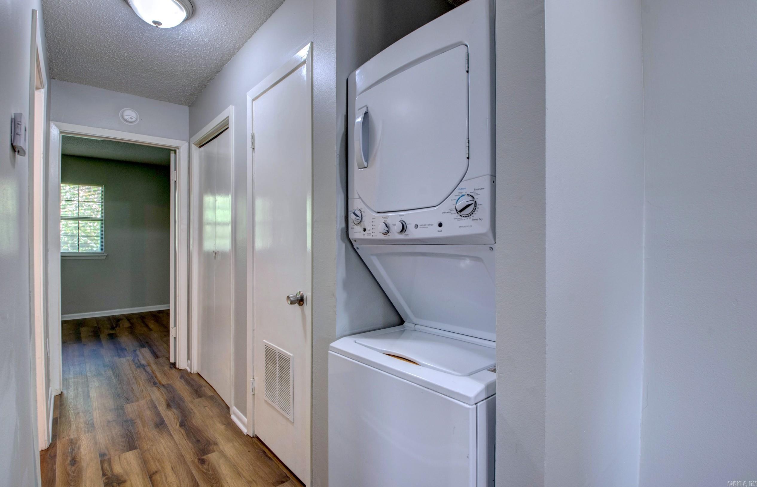 Ratterees - Residential Lease