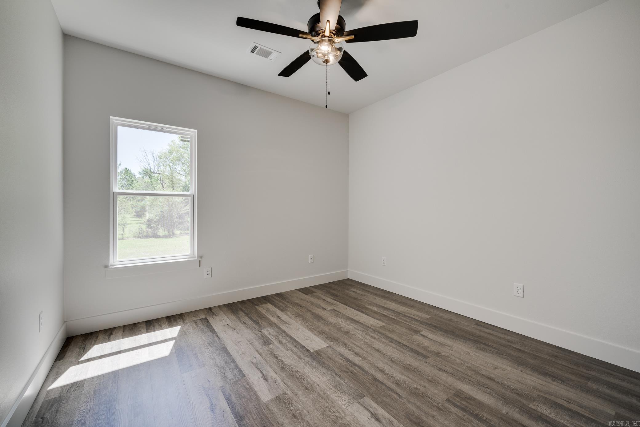 EAST MEADOW - Residential