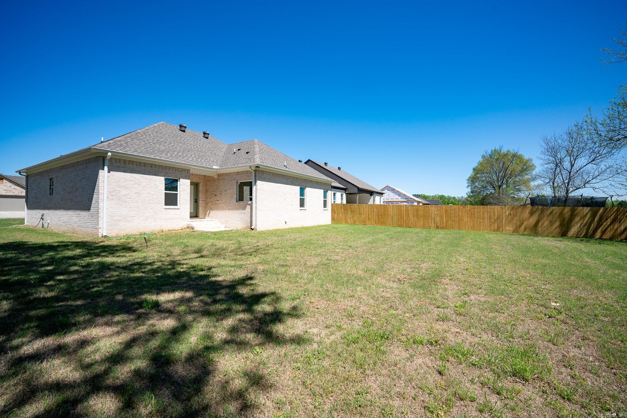 EAST MEADOW - Residential