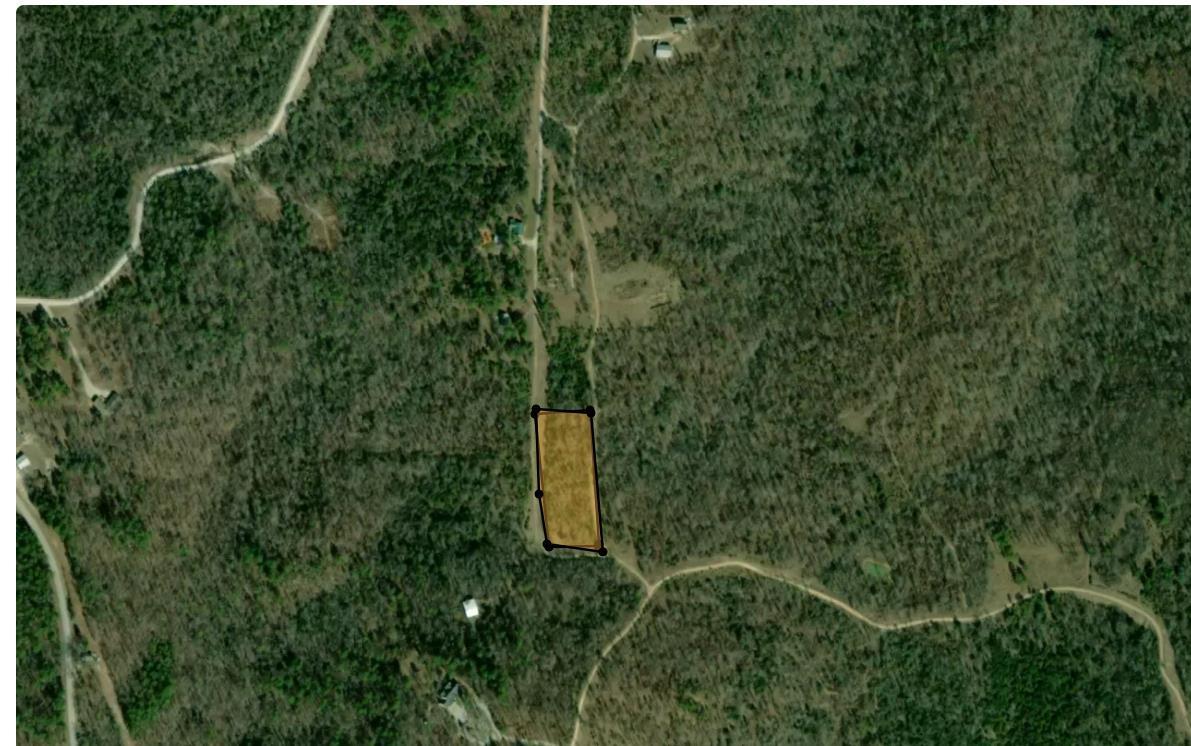 Escape to nature with this beautiful 2-acre m/l wooded lot located just a short distance from the pristine waters of Lake Norfork. Whether you're looking to build your dream cabin, set up a secluded retreat, or invest in a prime piece of land, this property offers it all.