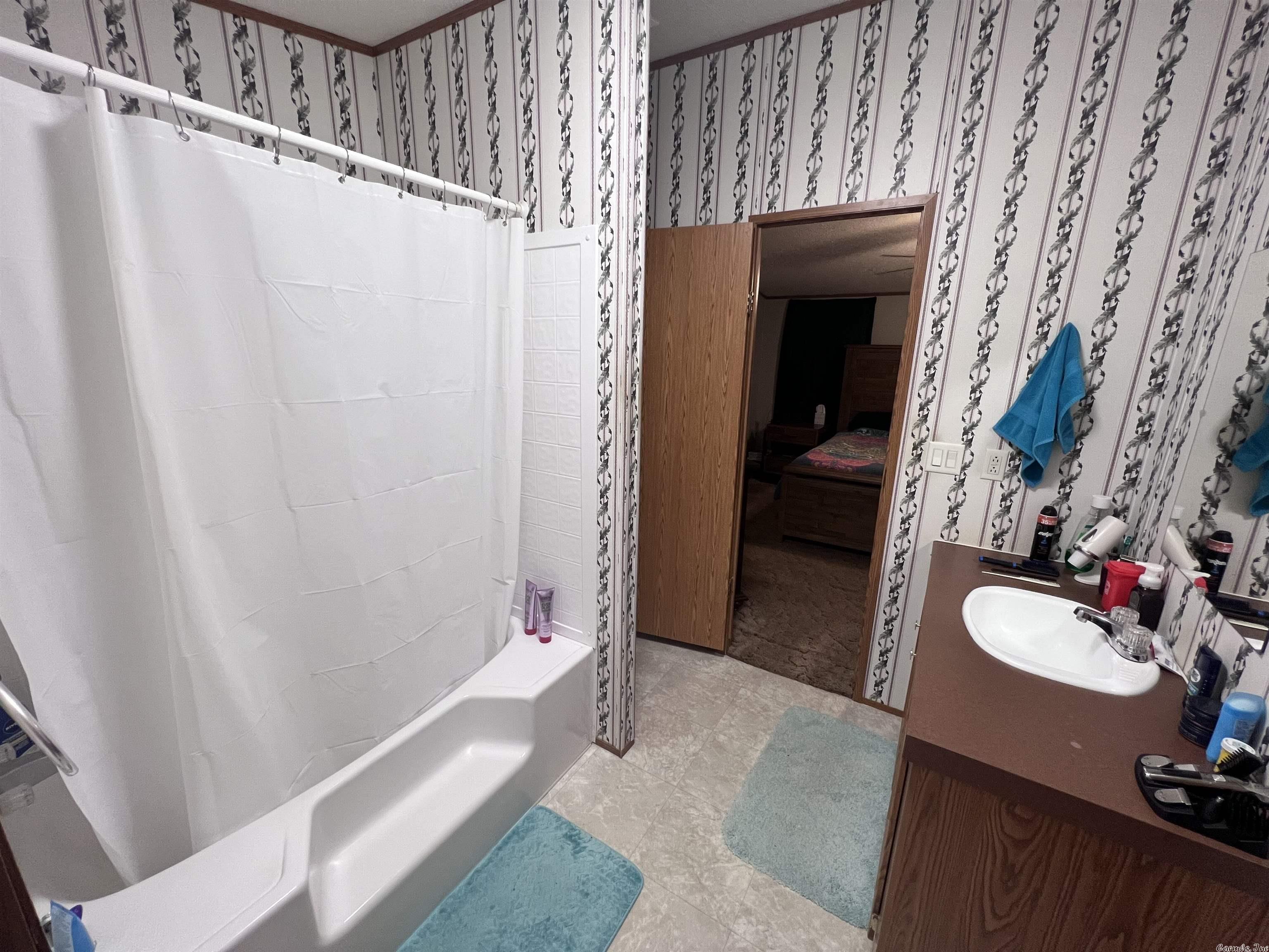 HILL TOP ADD - Residential