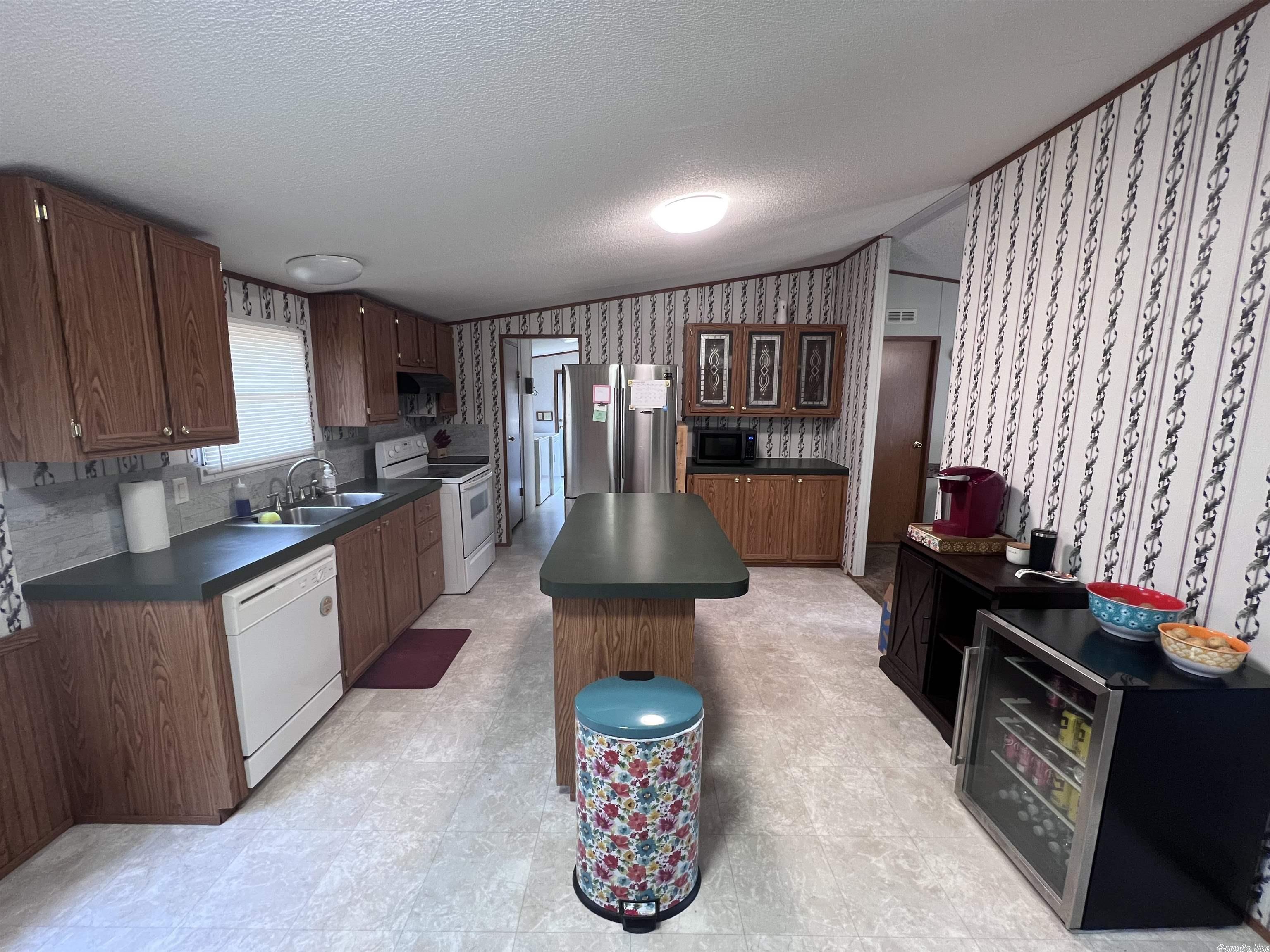 HILL TOP ADD - Residential