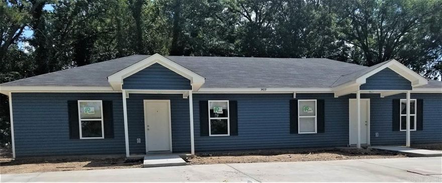 NEW CONSTRUCTION !Welcome Home to your new home. You have all new appliances ,carpet, ceiling fans, washer and dryer connections . Resident pays electric and water.
