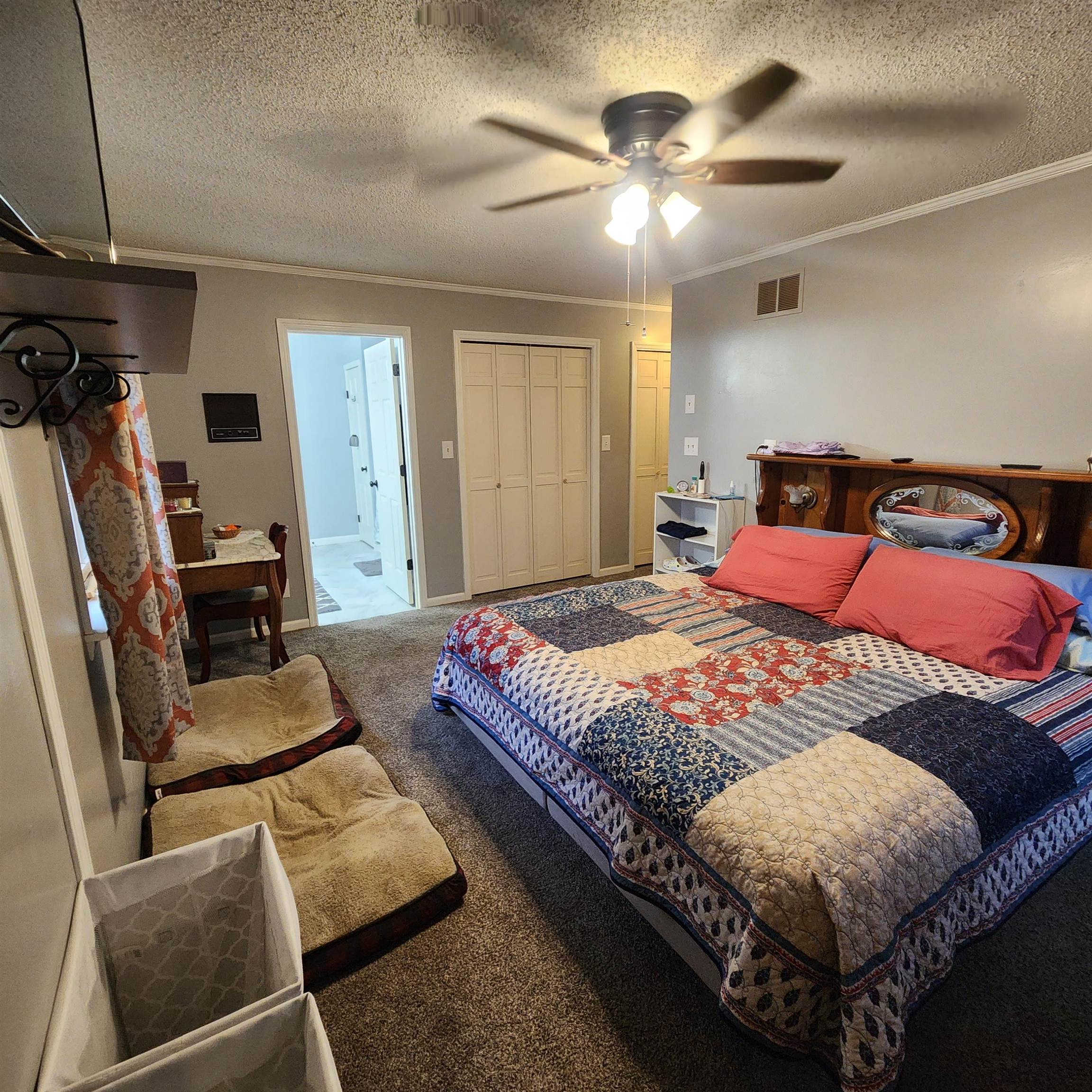 SOUTH SHORE - Residential