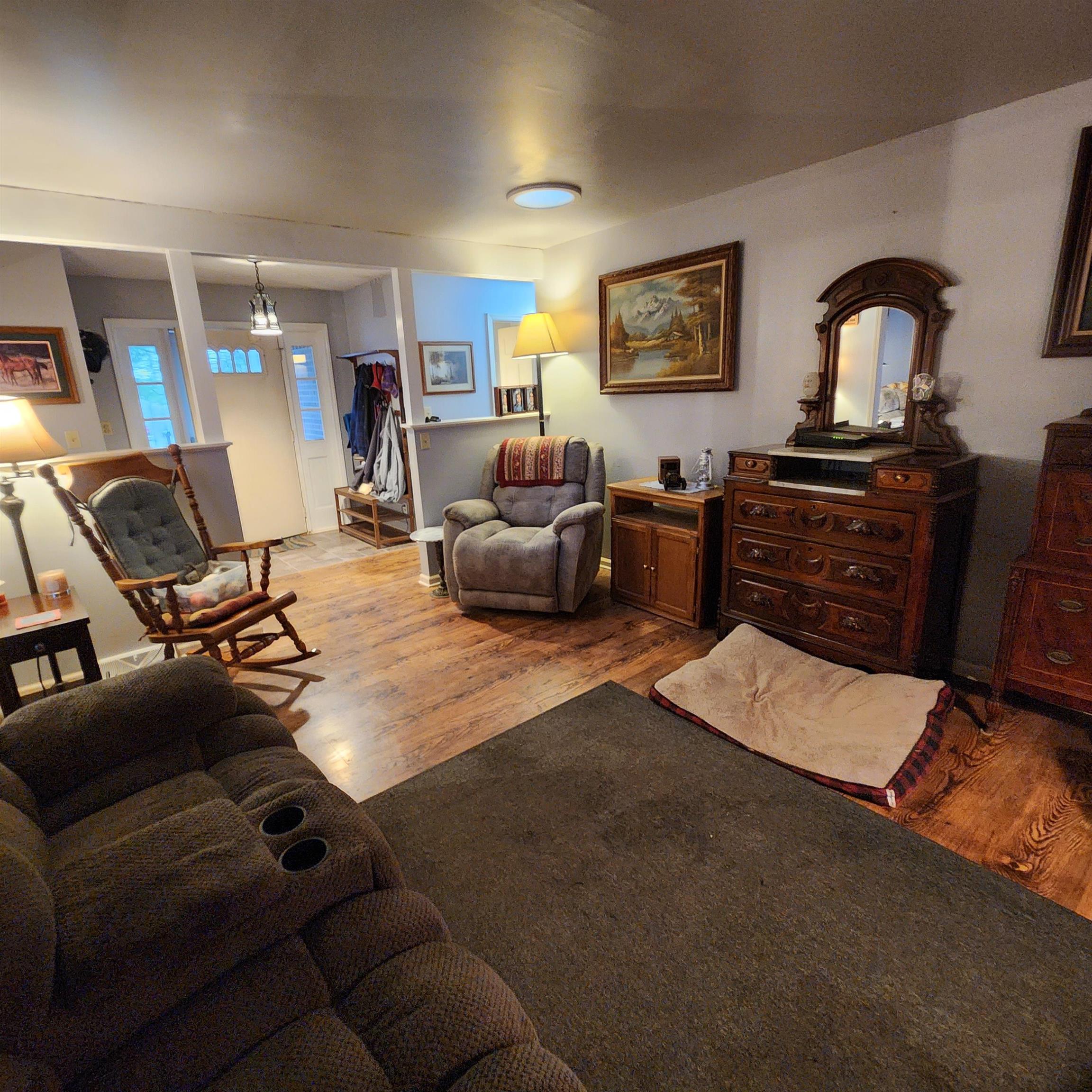 SOUTH SHORE - Residential