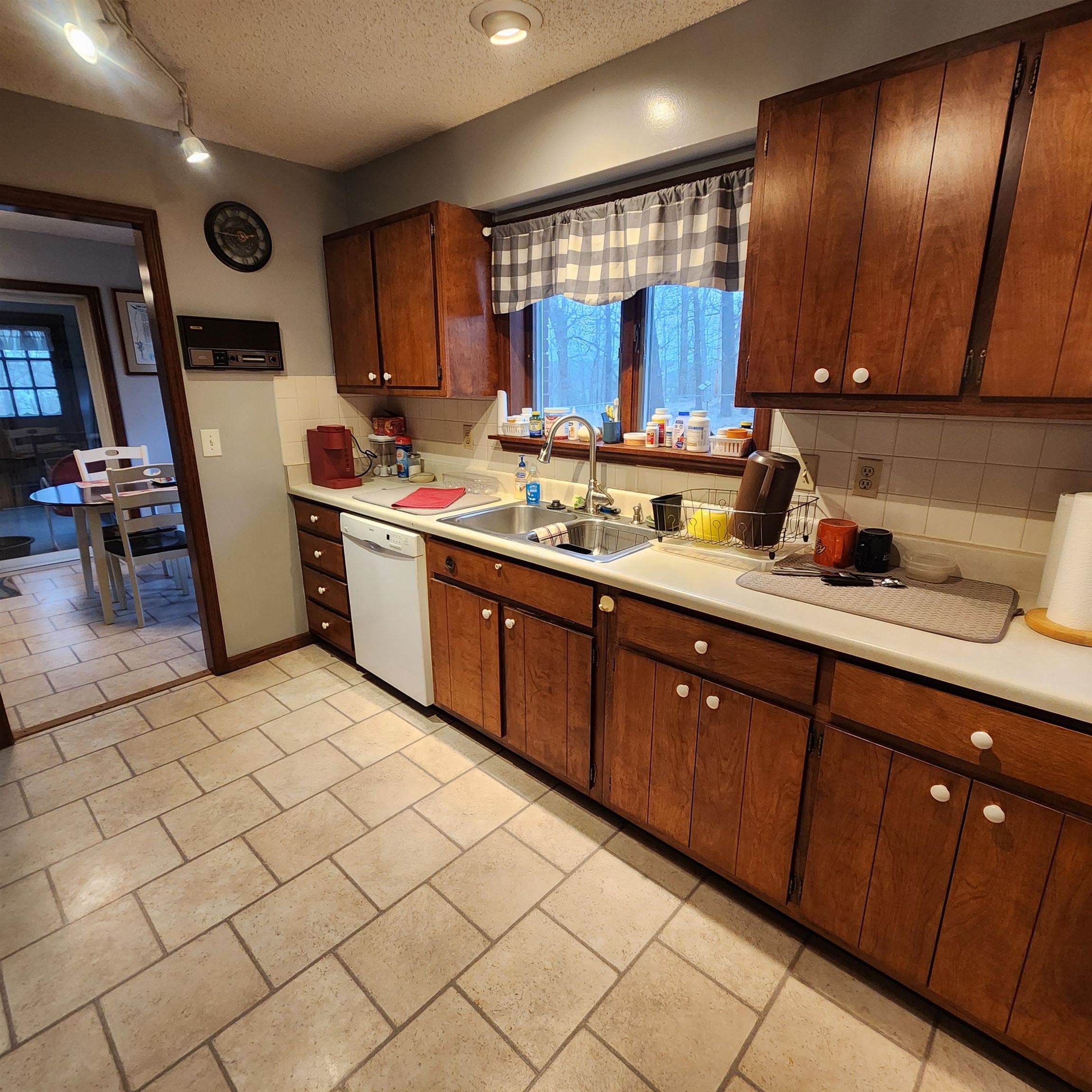 SOUTH SHORE - Residential