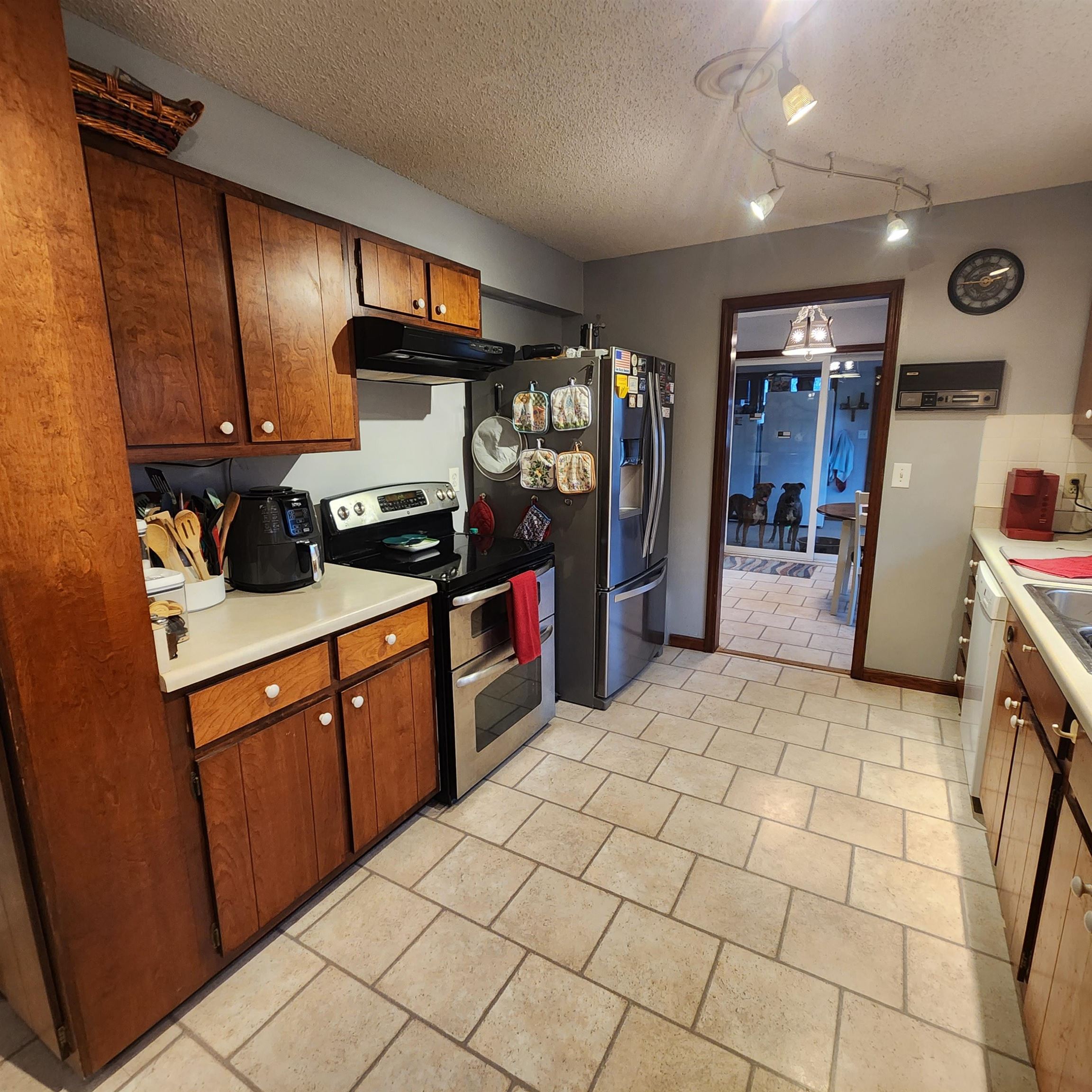 SOUTH SHORE - Residential