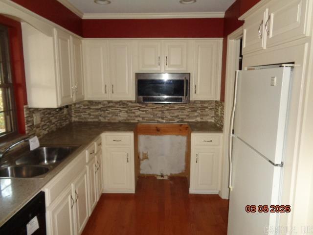 GREEN HILLS - Residential