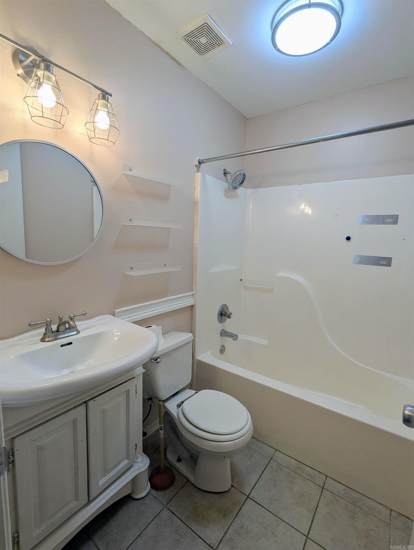 MEADOWLAKE - Residential