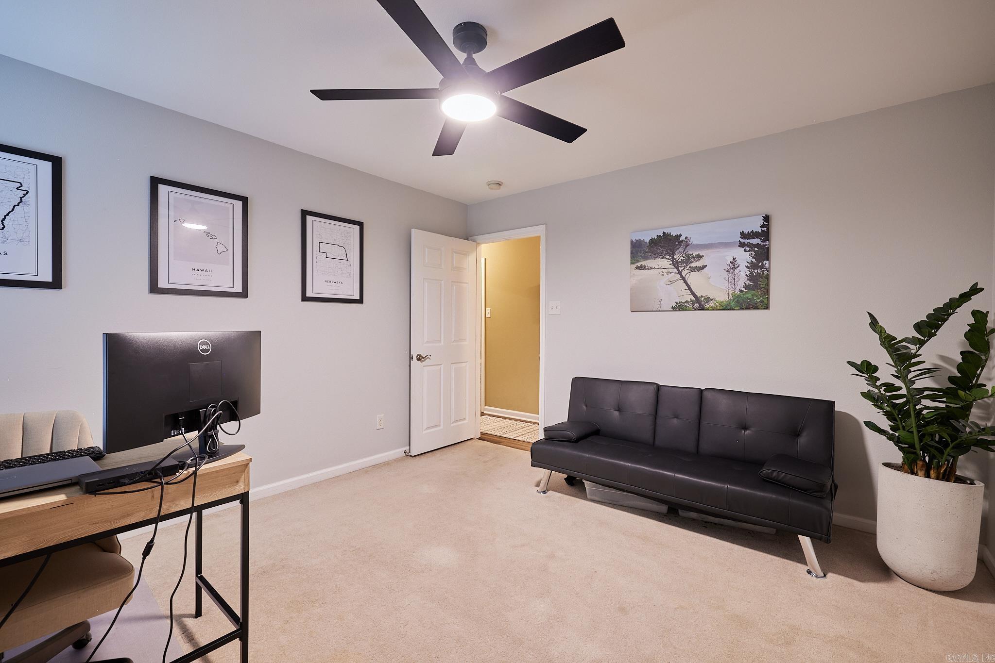 LONGHILLS VILLAGE - Residential