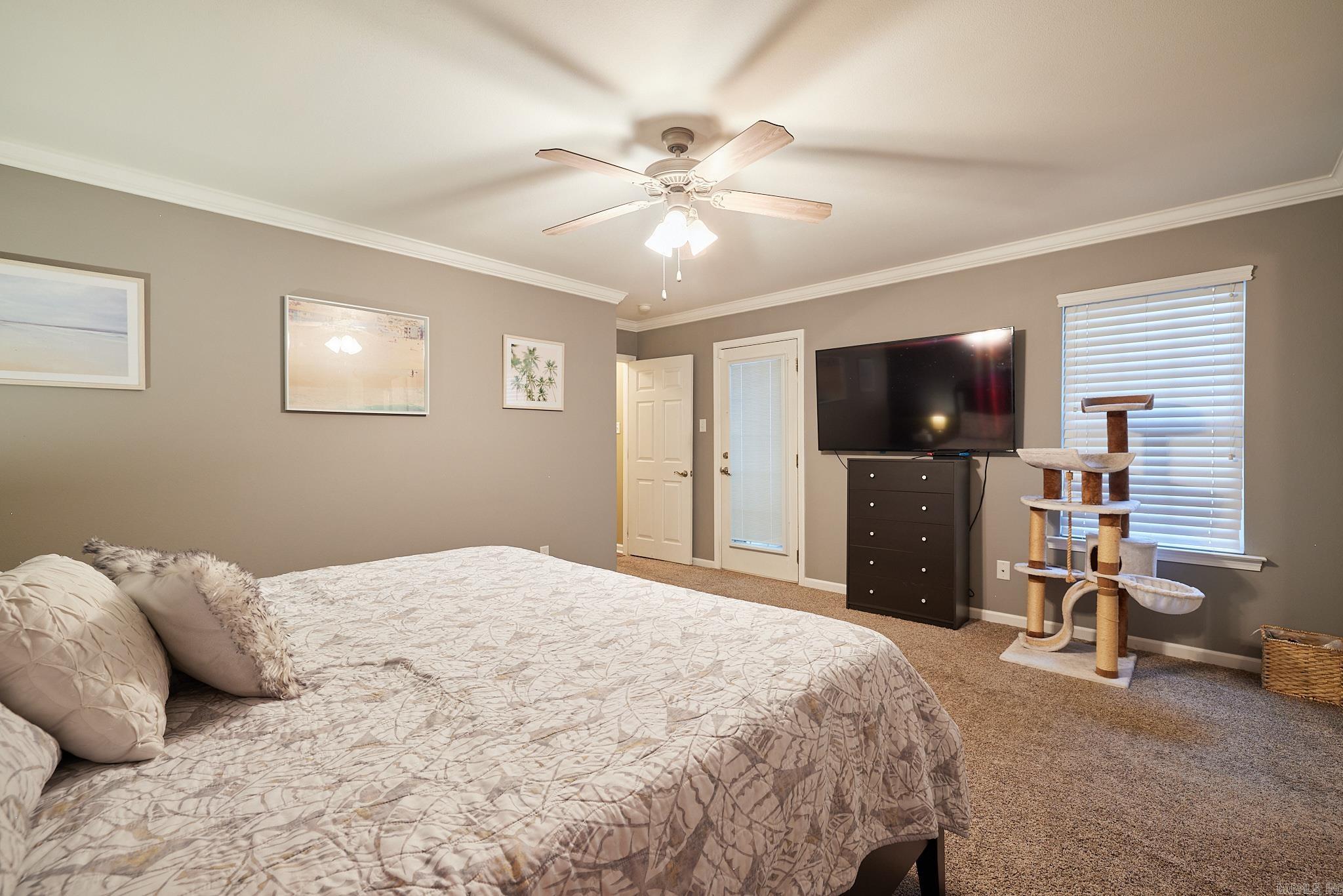 LONGHILLS VILLAGE - Residential