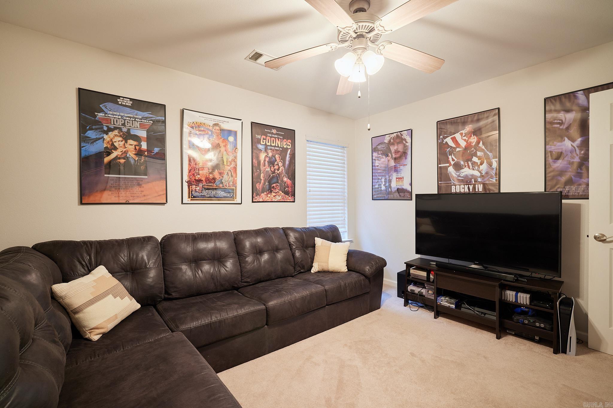 LONGHILLS VILLAGE - Residential