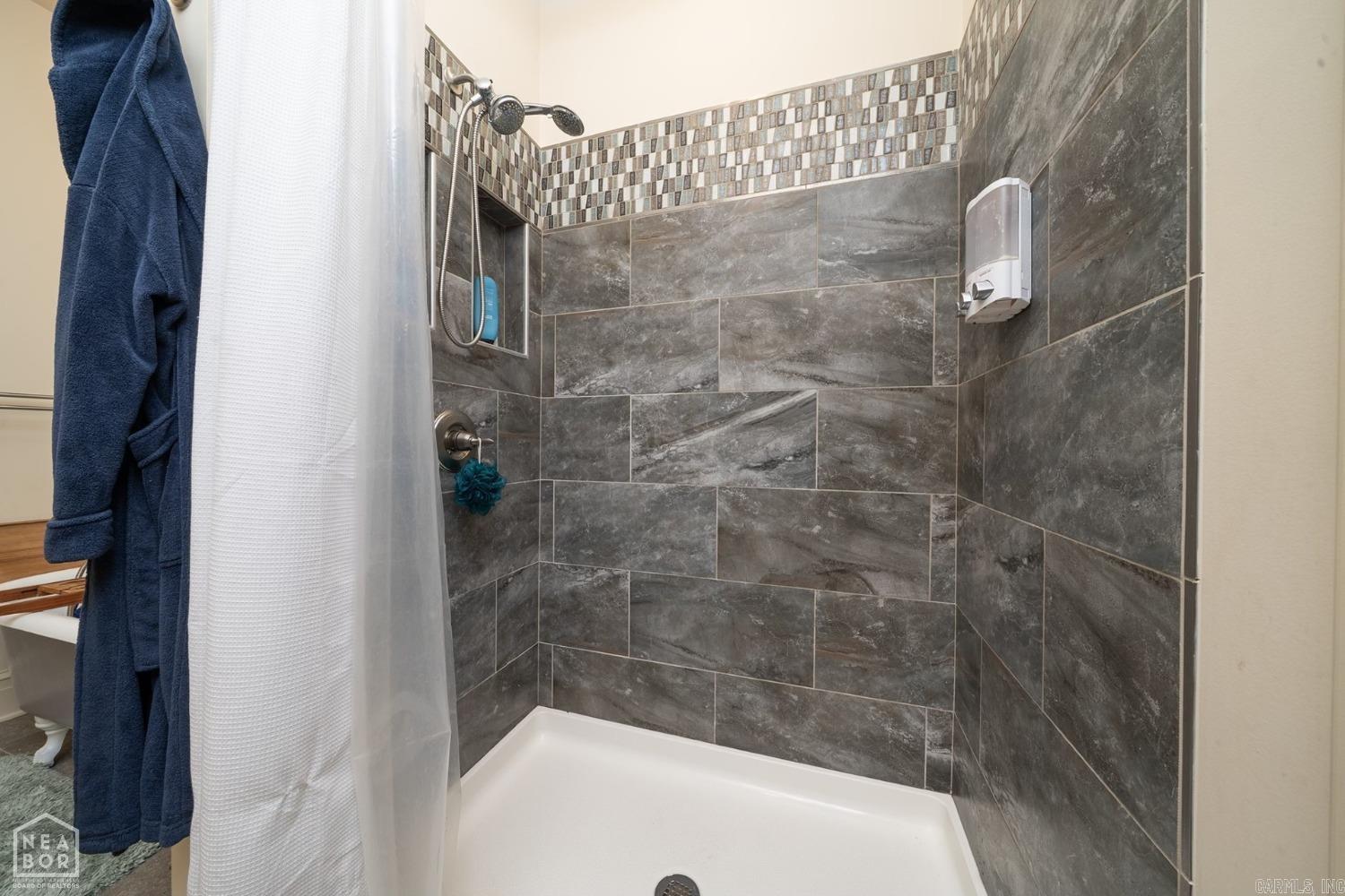 Jonesboro City - Residential Lease