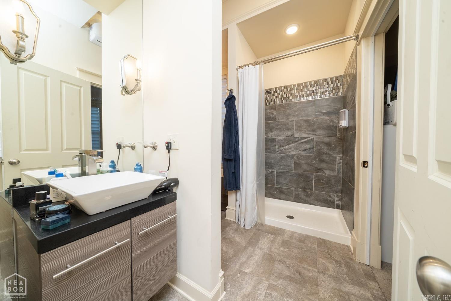 Jonesboro City - Residential Lease