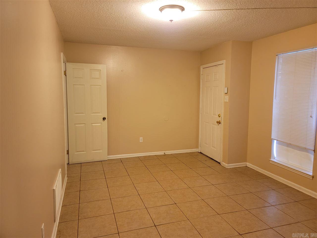 Stonewall - Residential Lease