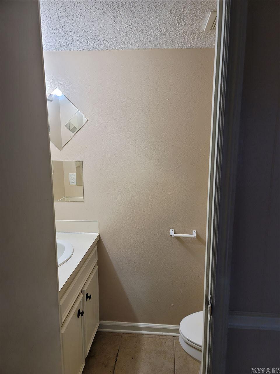 Stonewall - Residential Lease