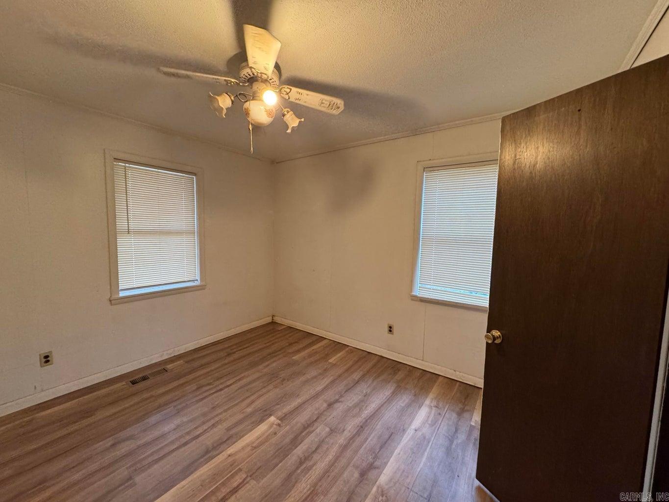 J & M ESTATES - Residential