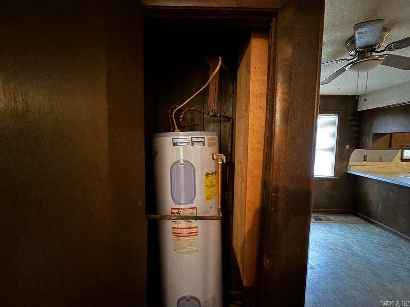 J & M ESTATES - Residential