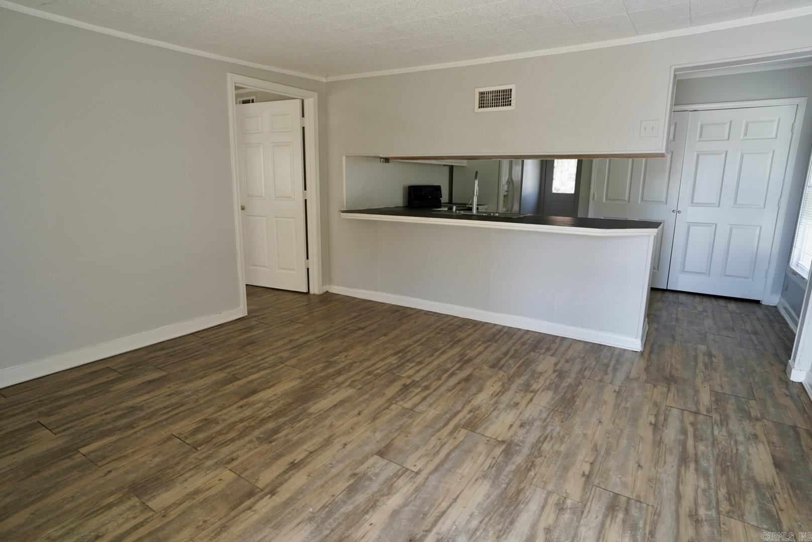 Morgan-Loh - Residential