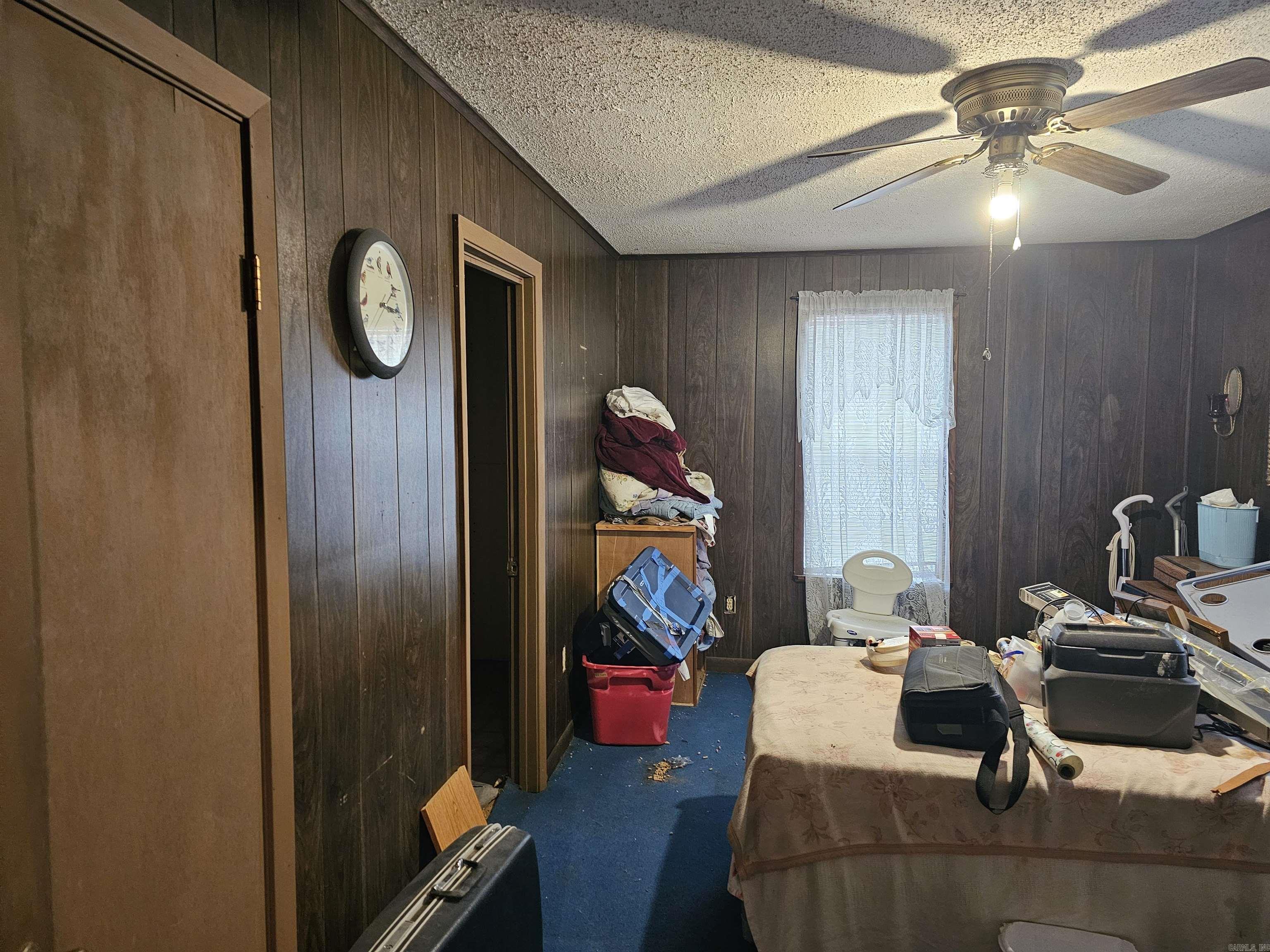 MOONEY - Residential