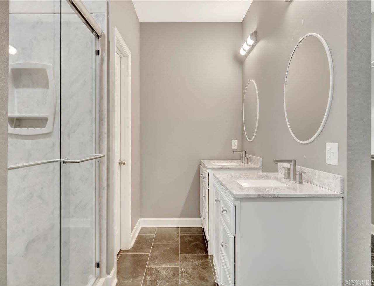 FOX RUN - Residential