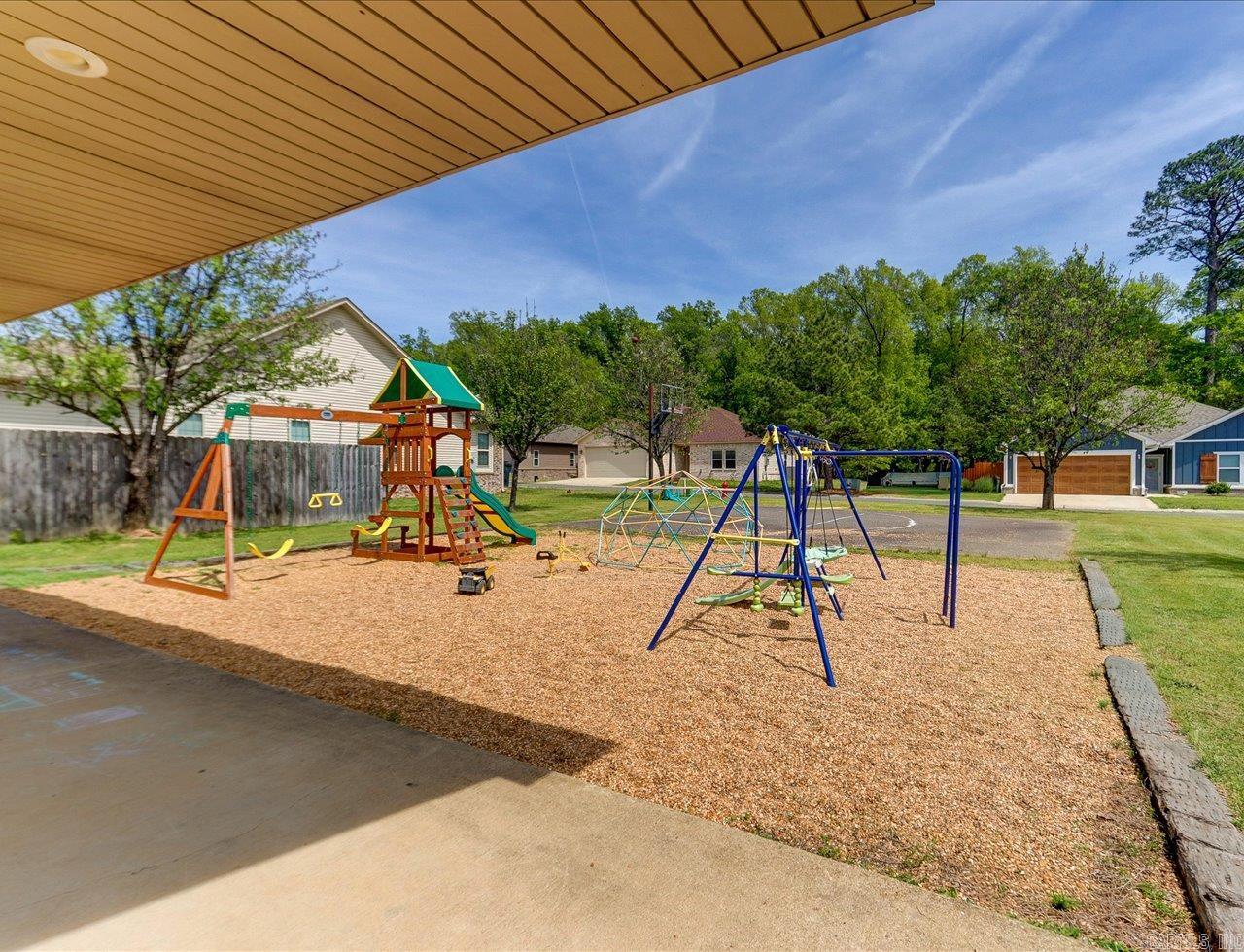 FOX RUN - Residential