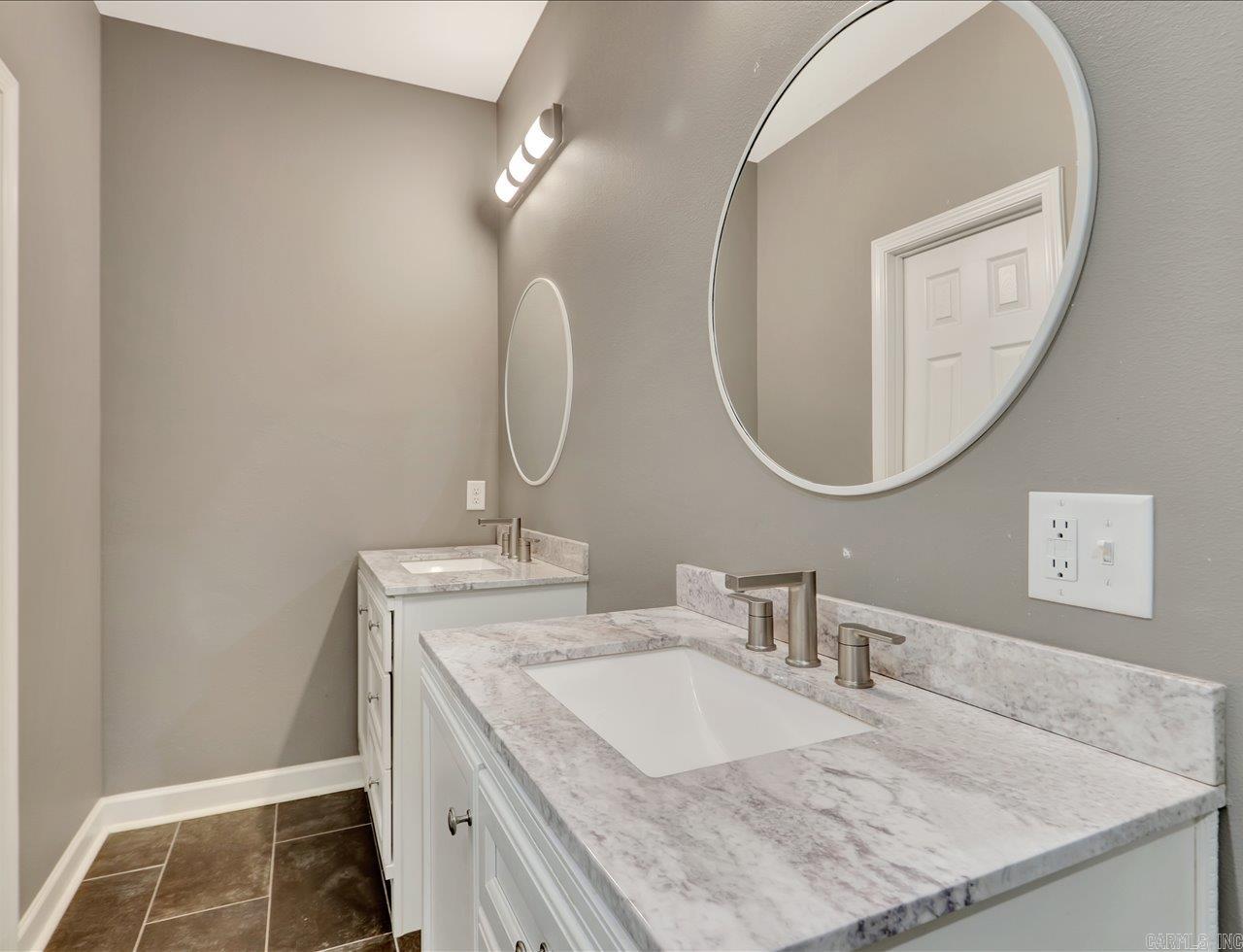 FOX RUN - Residential