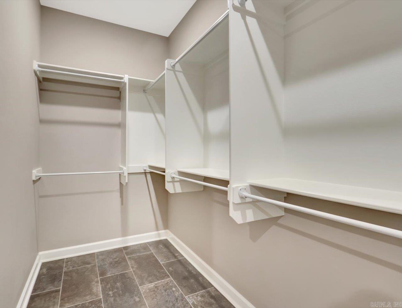 FOX RUN - Residential