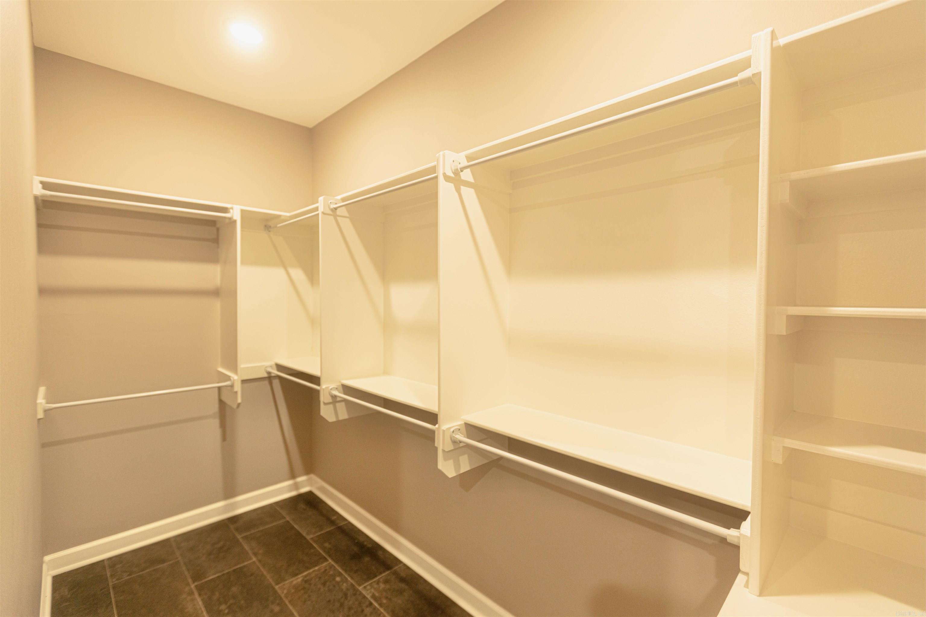 FOX RUN - Residential