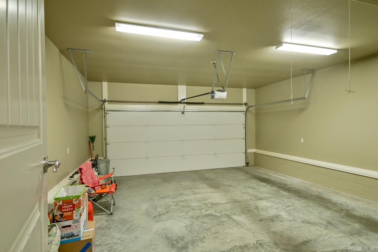 Riales - Residential