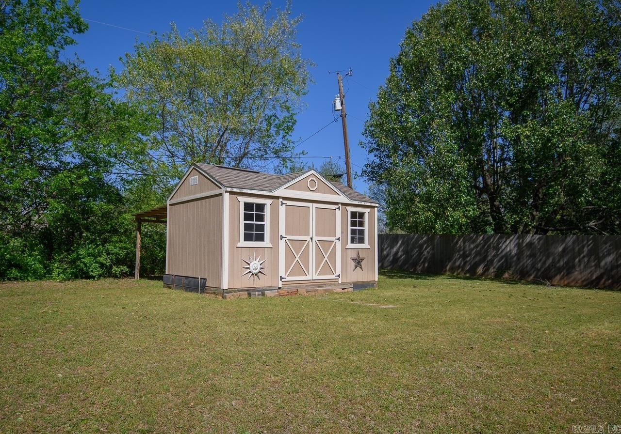 Riales - Residential