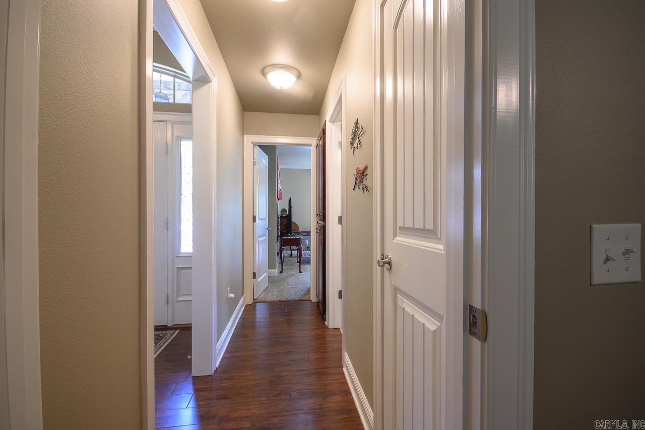 Riales - Residential