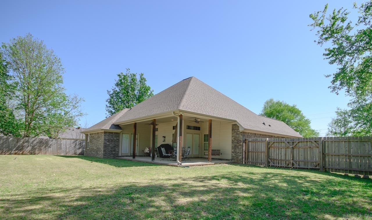 Riales - Residential